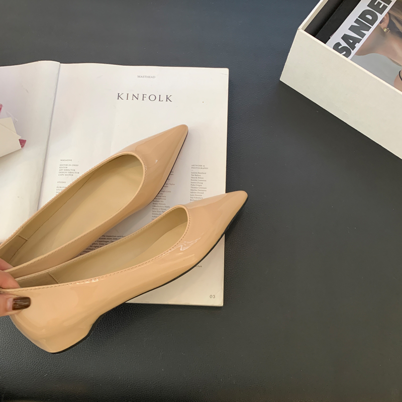 2026 New French Style Pointed Toe Patent Leather Flat Shoes for Women with Built-in Heel Nude Color - Image 3