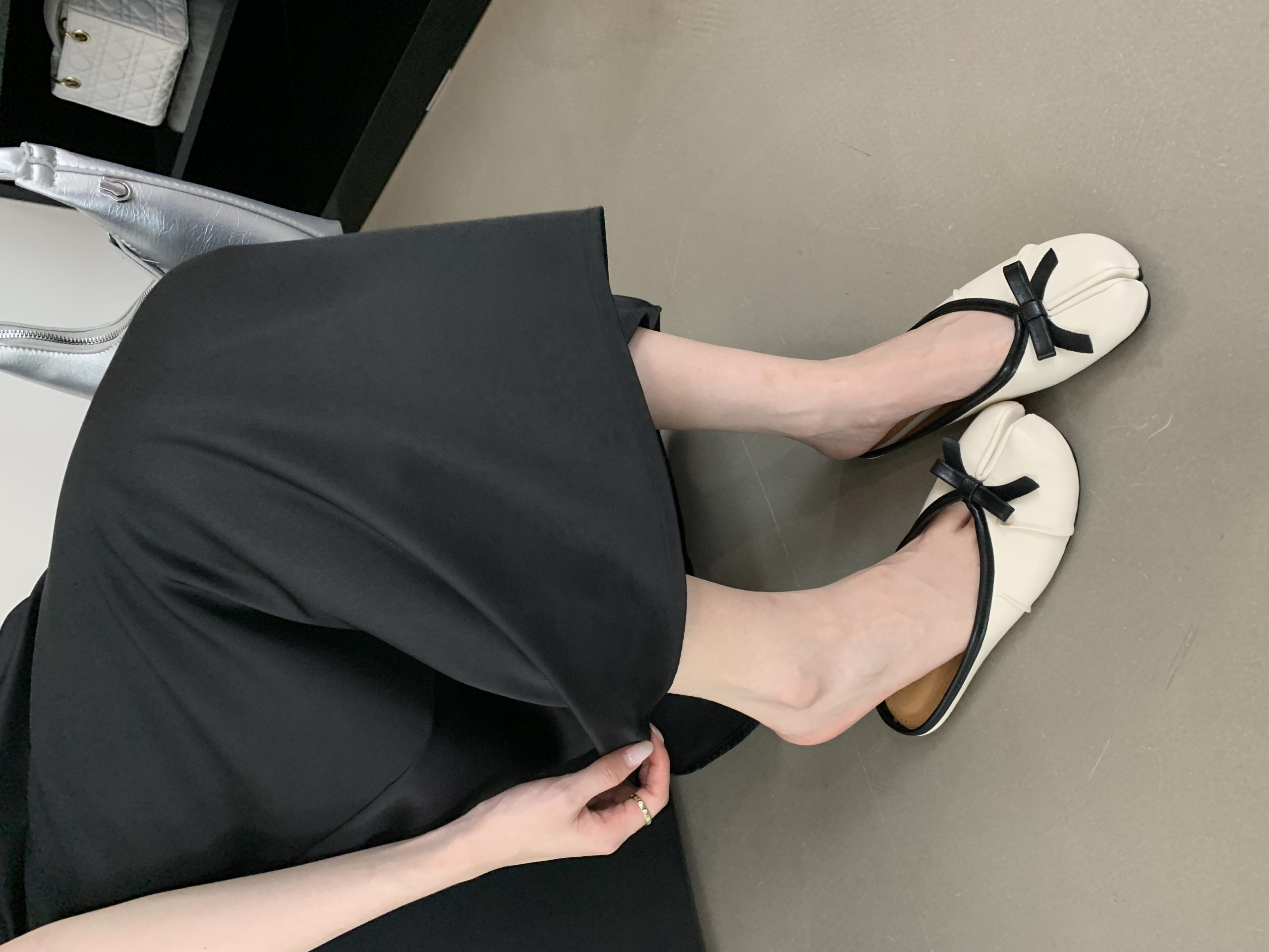 Baotou Half Slippers Women 2026 New Style Beautiful Versatile Shoes with Dress Black Flat Half Slippers Women - Image 2