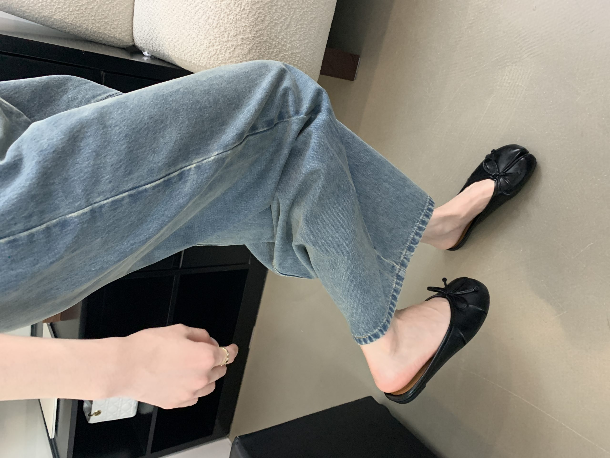 Baotou Slippers Women Summer 2026 New Fashion Trendy Split Toe Pig Hoof Shoes Niche Elegant Flat Mules - Image 3