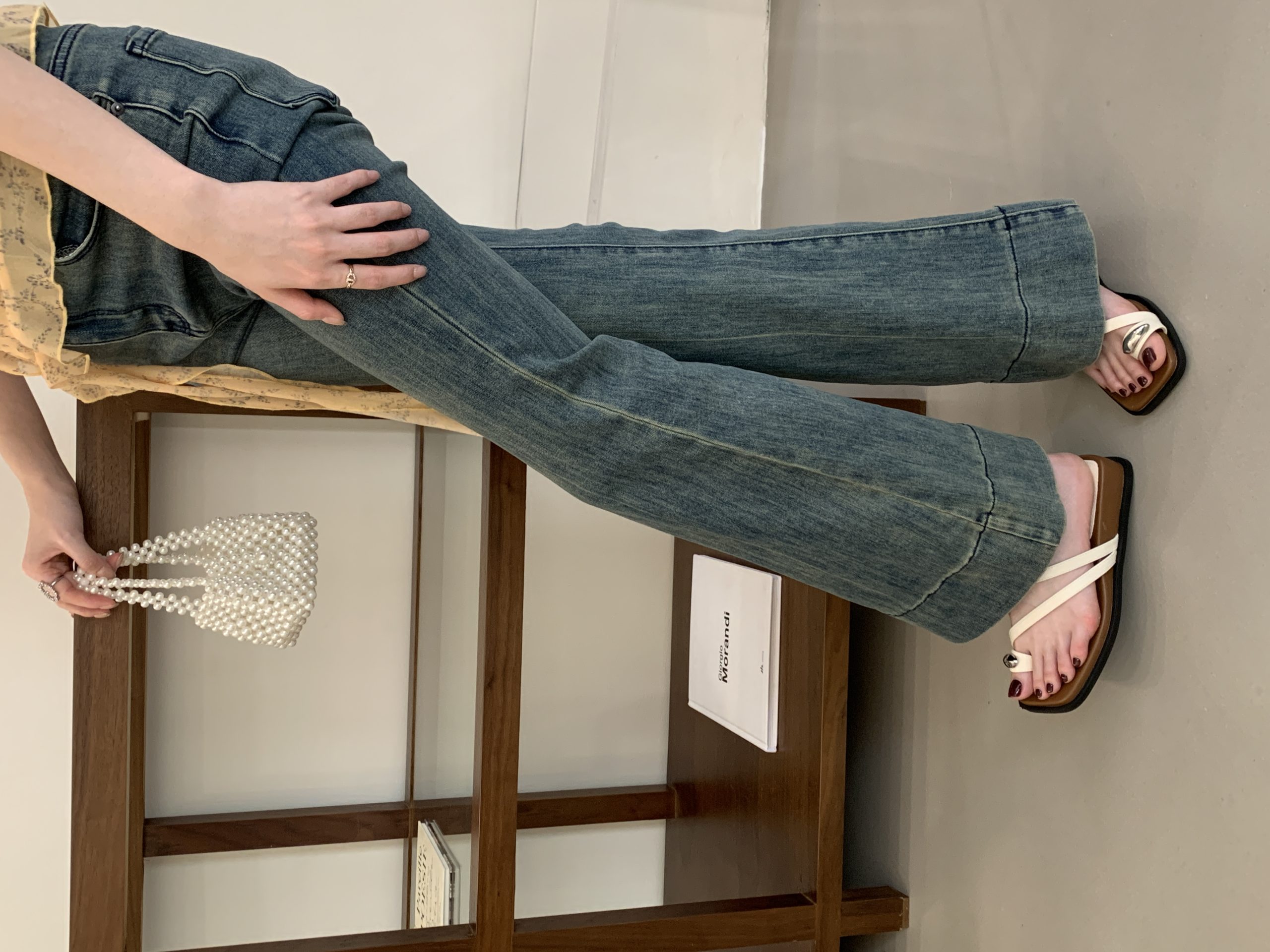 Korean Style Black Toe Loop Slippers for Women 2026 Summer New Fashion Flat Sandals - Image 4