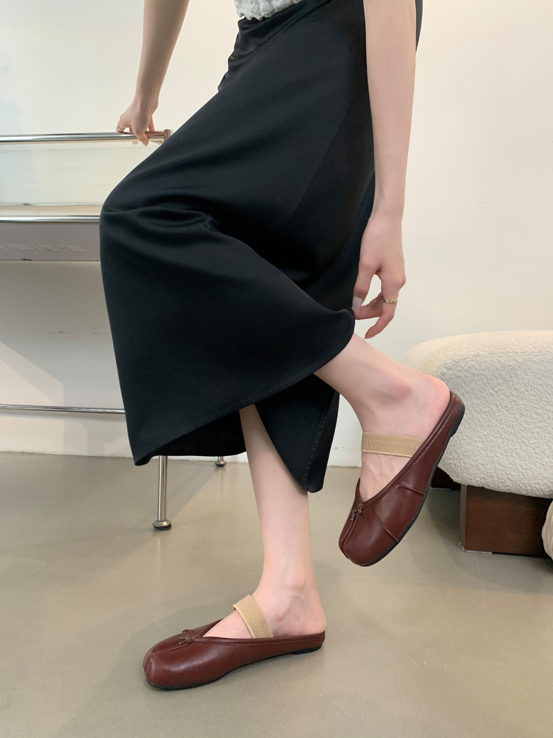SHIZHUONI Women's Split-Toe Slippers 2026 New Spring Summer Flat Shoes Open Toe Half Slippers Casual Lazy Shoes - Image 4